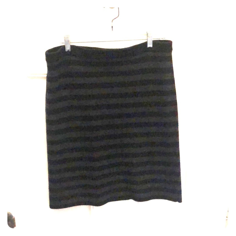 Ann Taylor ☀️ striped skirt